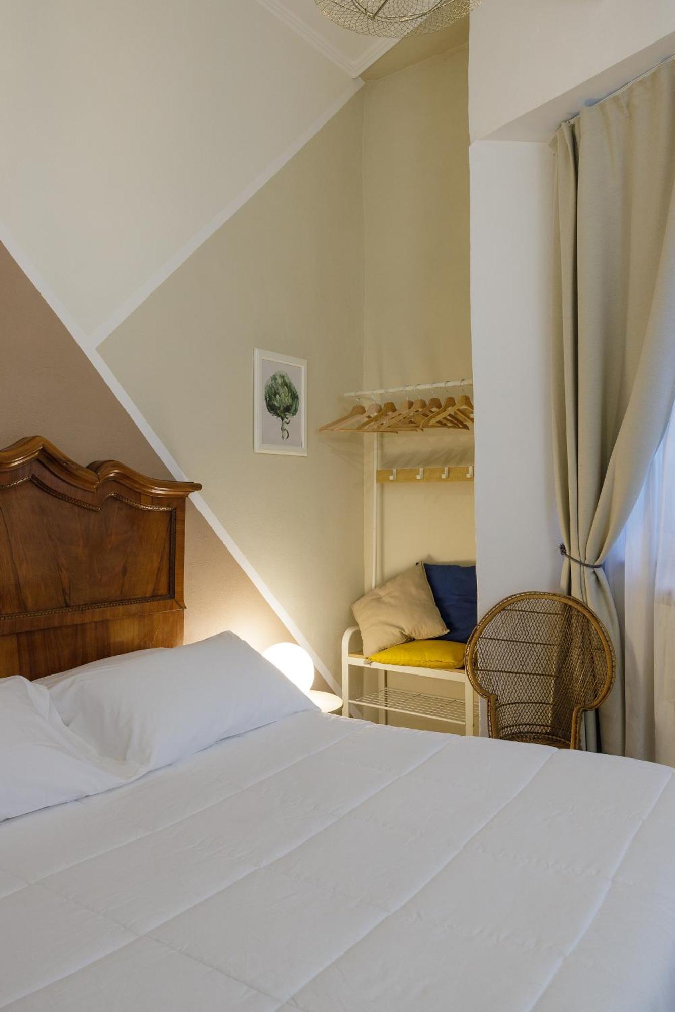 ナポリ Civico13 Bed & Breakfast エクステリア 写真