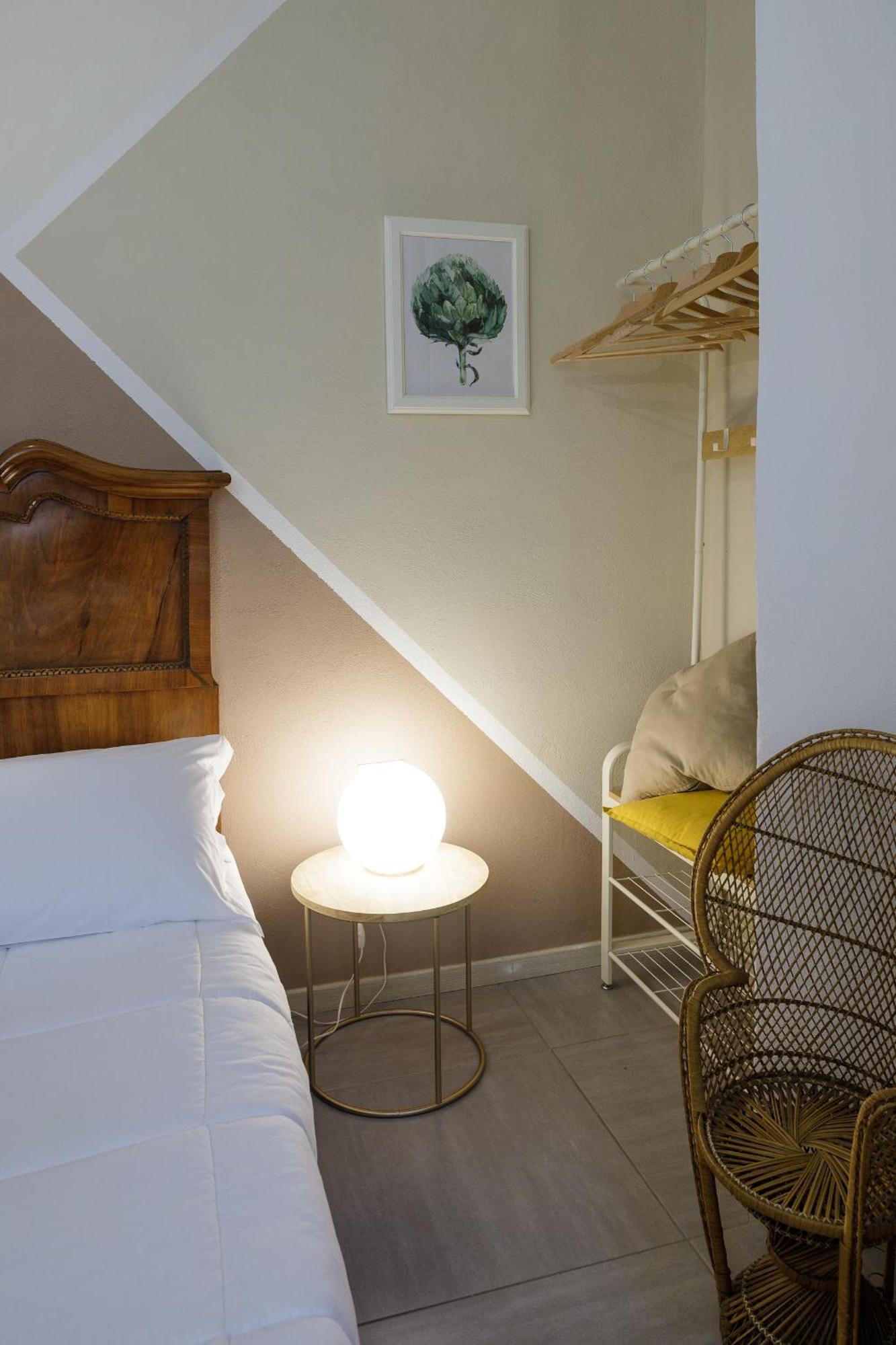 ナポリ Civico13 Bed & Breakfast エクステリア 写真