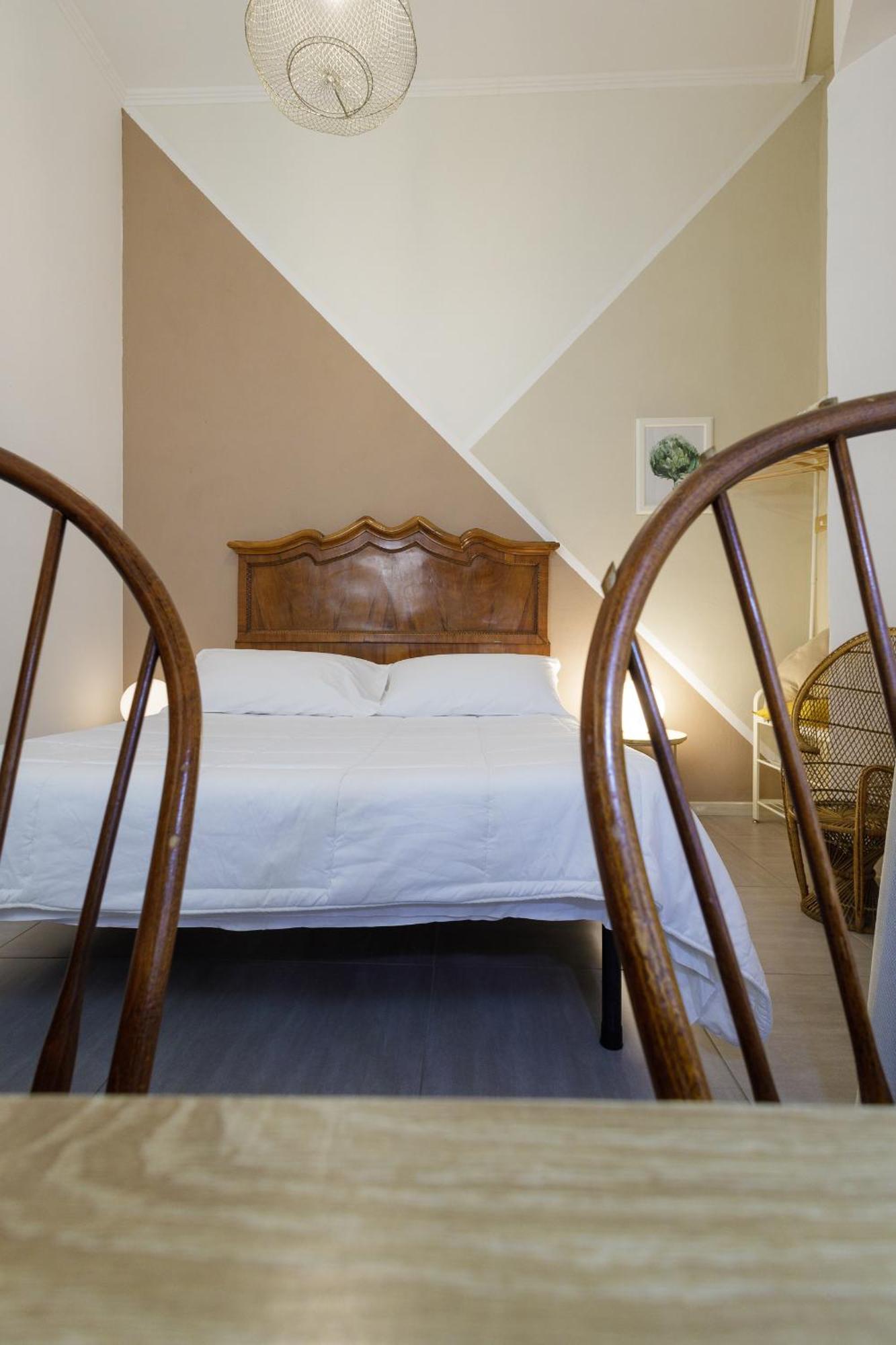 ナポリ Civico13 Bed & Breakfast エクステリア 写真
